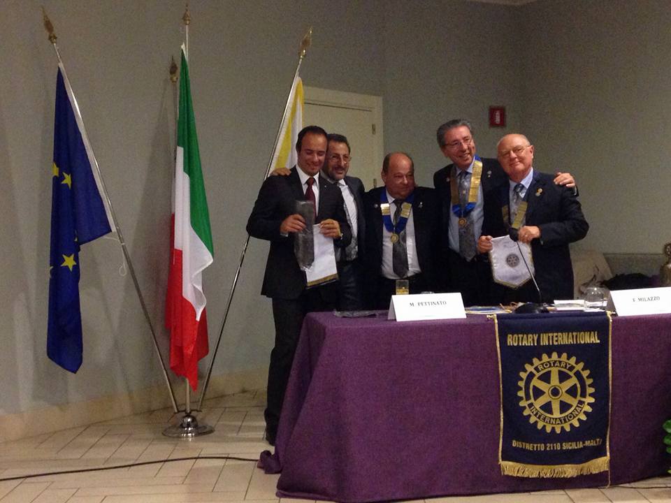 108 - Presenze del Governatore - Visita ufficiale ai RRCC Catania Ovest e Catania Sud - Catania 18 dicembre 2015/001.jpg